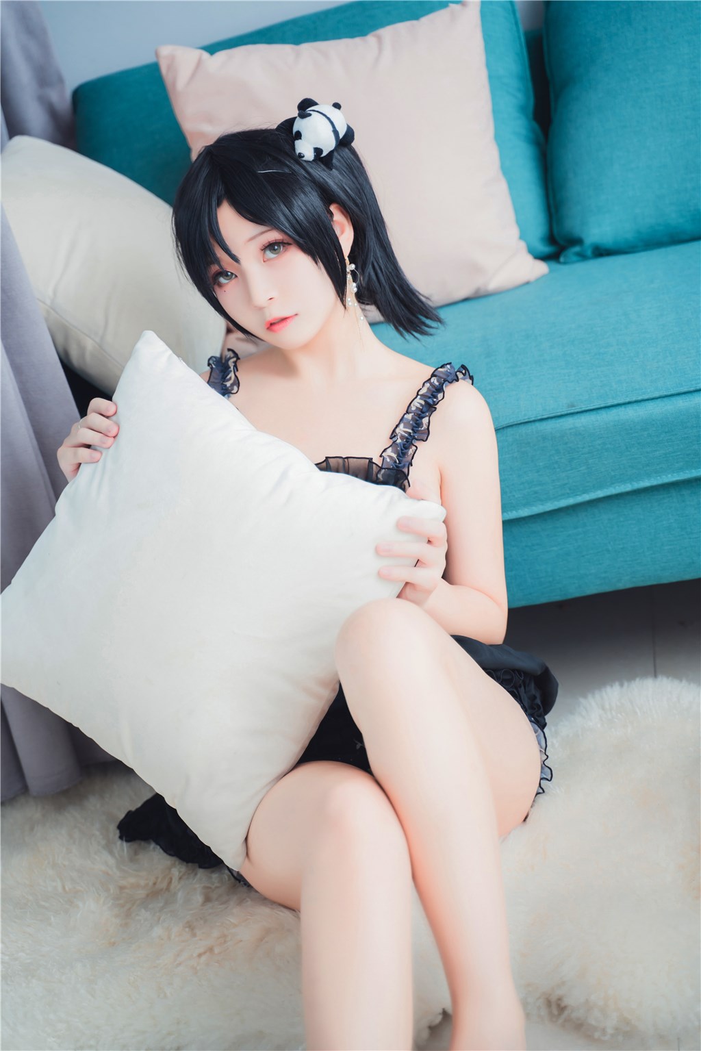 51吃瓜网情感专访：在私密会客室里，那句低语如何化作禁忌恋情的开端